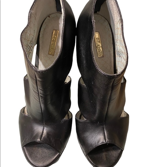 Matiko | Leather Wedge Sandals | 6.5 - Picture 2 of 7